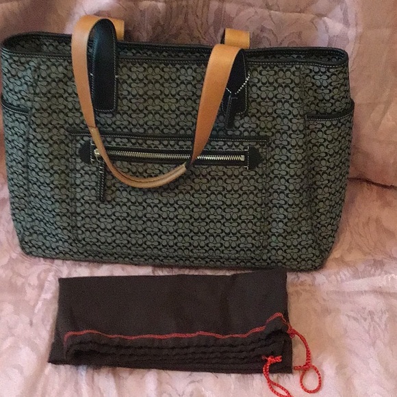 COACH TRAVEL BABY BAG - Picture 1 of 3